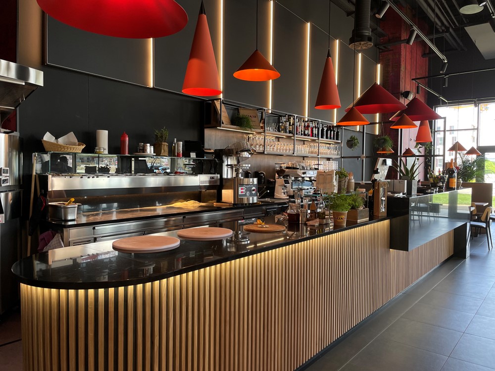 Maßgefertigte Restauranteinrichtung Pizza.it