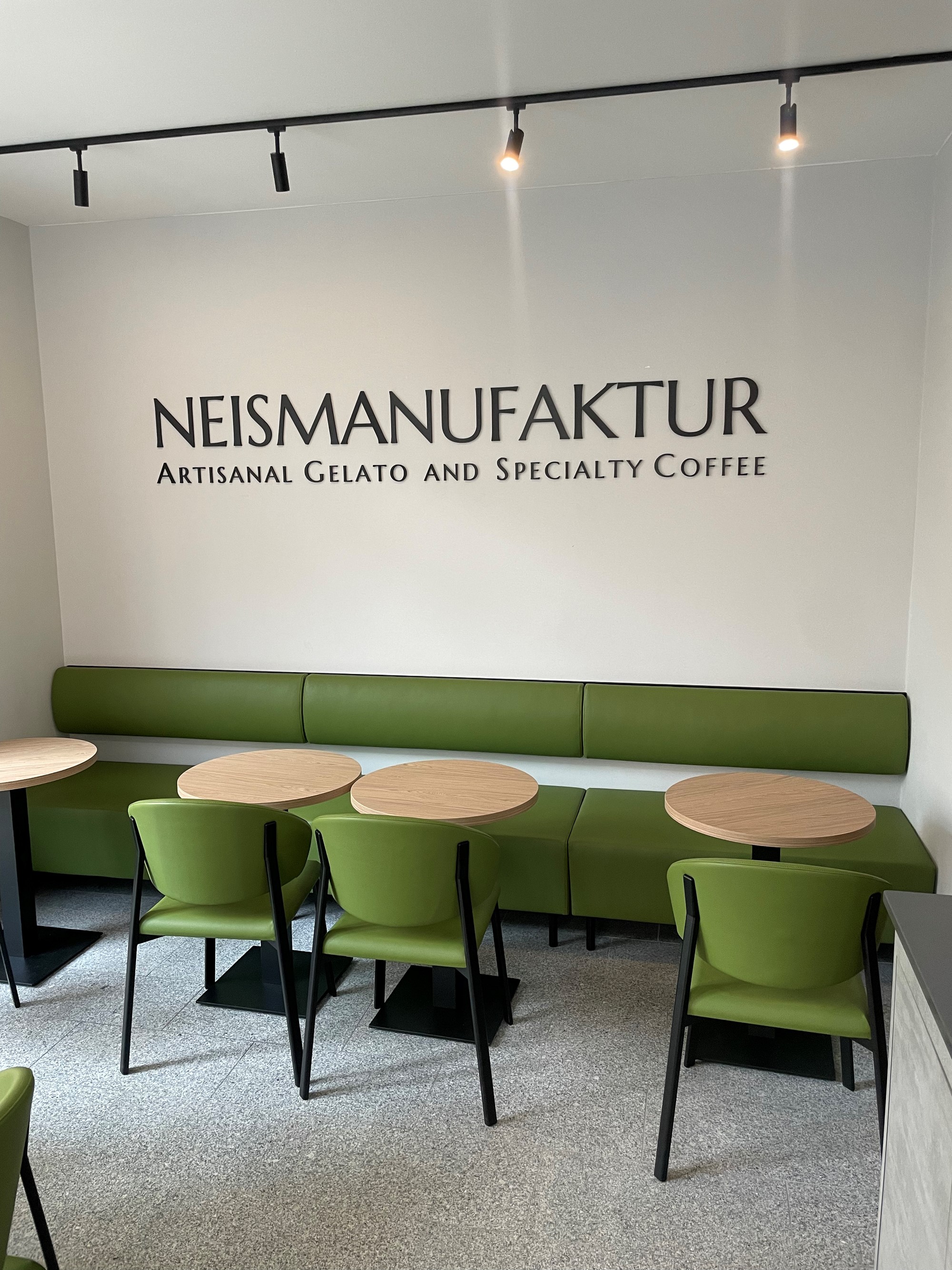 Caffè gelateria Neismanufaktur 